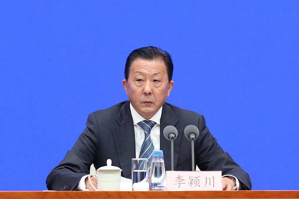 无遮挡亚洲一区